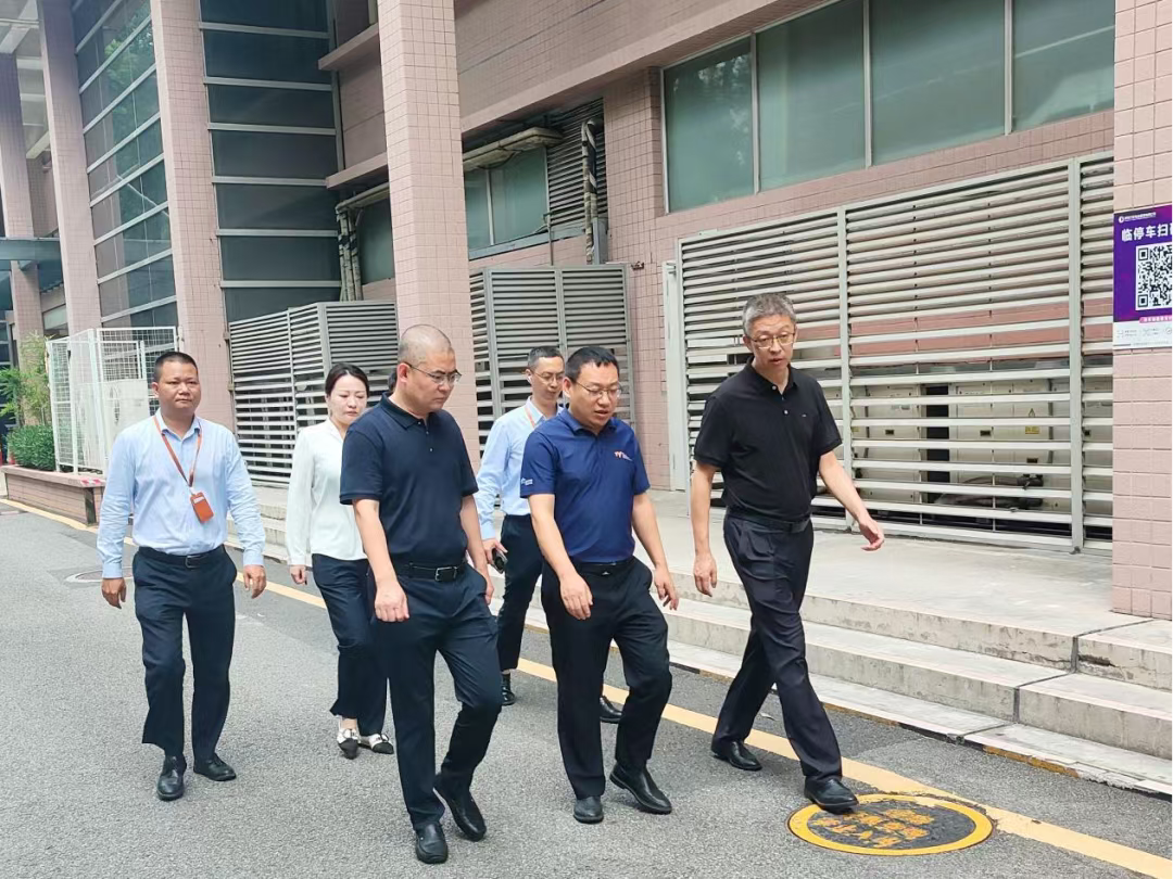 fun88乐天堂领导带队开展防风防汛专项检查